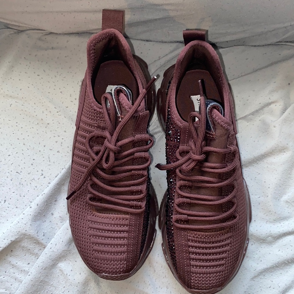 Worn 1x Burgundy Steve Maddens 🥵